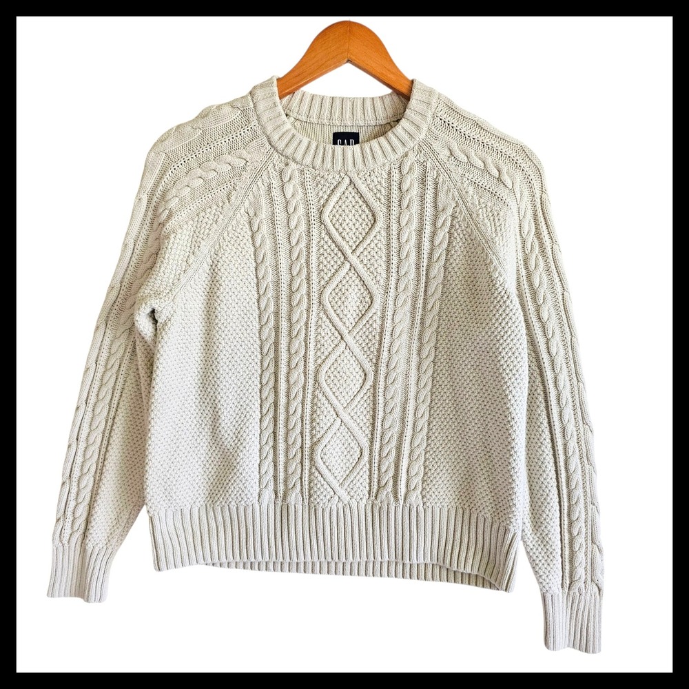 GAP Kids Beige Cable Knit Crewneck Sweater Size M Cotton Blend Soft Classic